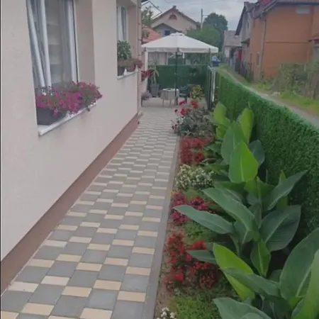 Nedeljkovic דירה