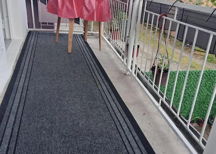 Nedeljkovic 아파트 *